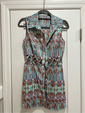 Sleeveless Mini Shirt Dress in Turquoise Geometric Print